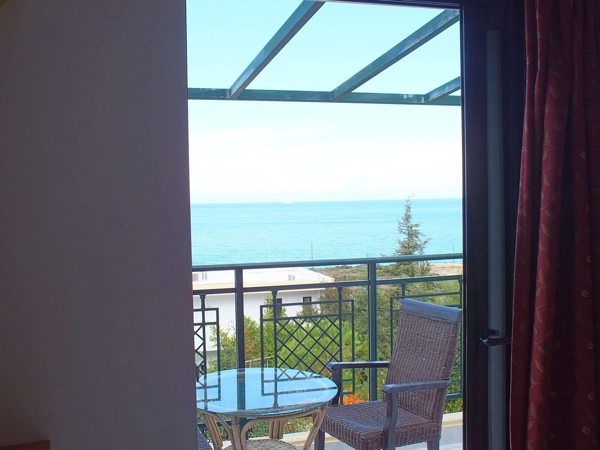 Golden Villas - Hotel Apartments & Villas Herszonisszosz Kültér fotó