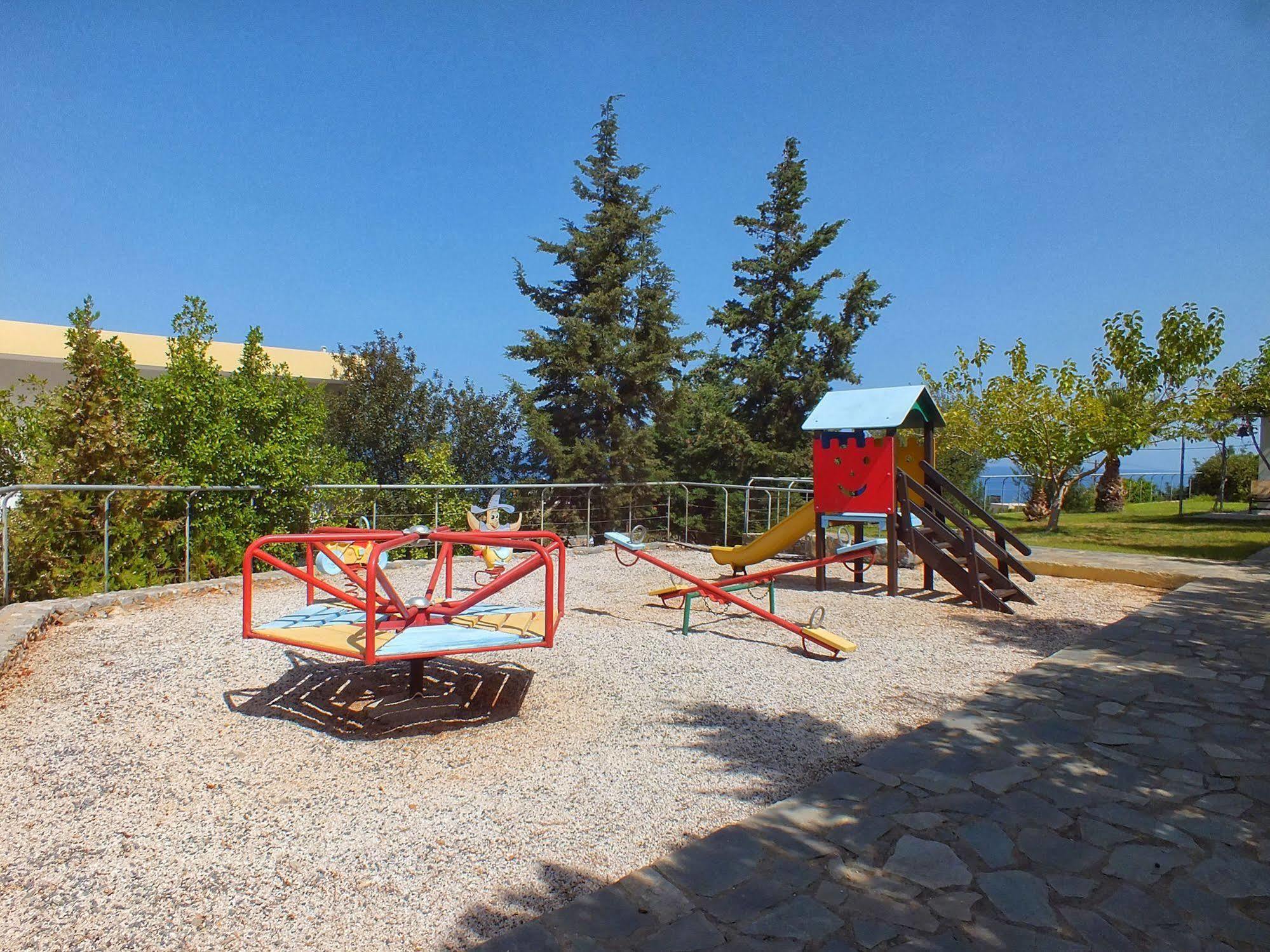 Golden Villas - Hotel Apartments & Villas Herszonisszosz Kültér fotó