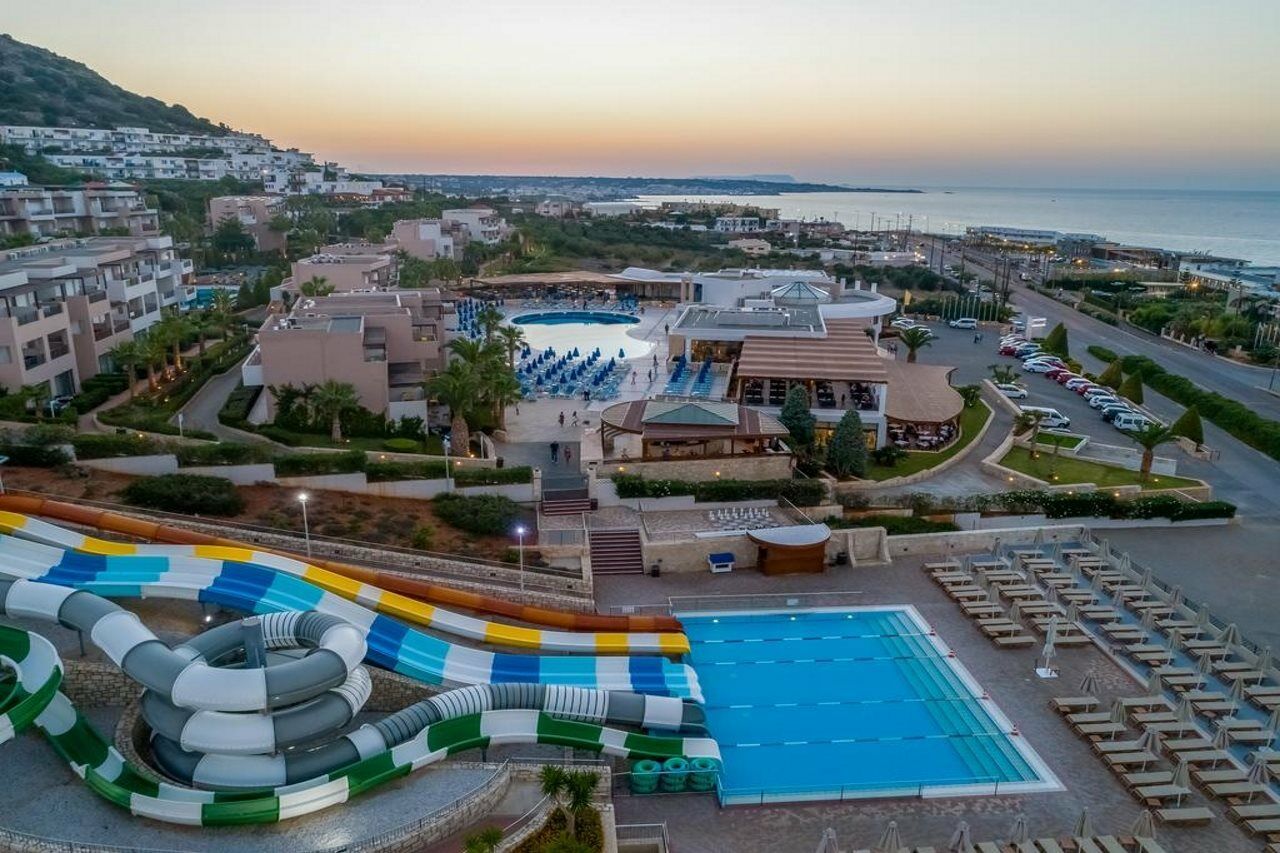 Golden Villas - Hotel Apartments & Villas Herszonisszosz Kültér fotó